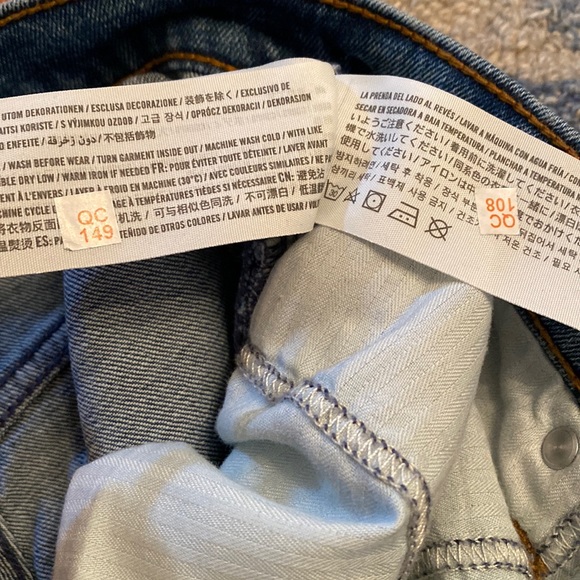 Abercrombie Erin Ankle Straight Ultra High Rise Jeans - Picture 8 of 13